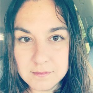 Meet your Posher, Lorraine